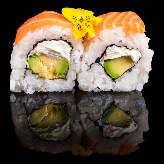 URAMAKI SALMÓN Y QUESO 4U